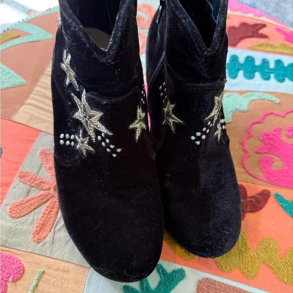 Black Star Embroidered Ankle Boots - Picture 1 of 8